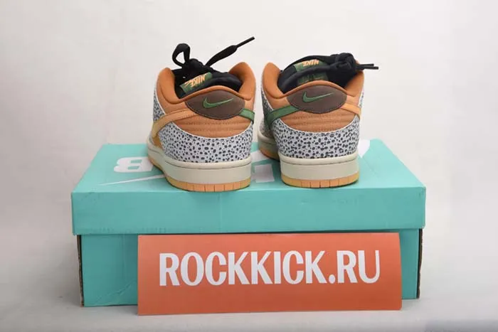 Nike SB Dunk Low “Safari CD2563-002