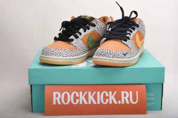 Nike SB Dunk Low “Safari CD2563-002