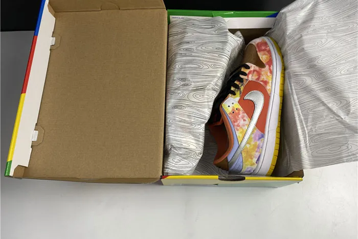 Nike SB Dunk Low “CNY” CV1628-800
