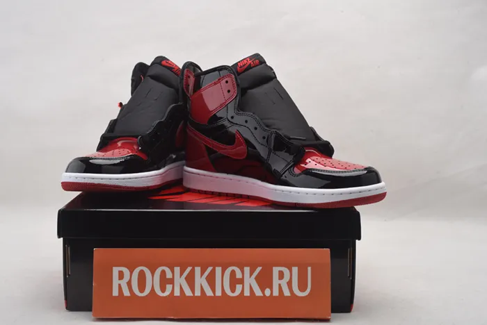 Air Jordan 1 Retro High OG Varsity Red Black white 555088 063