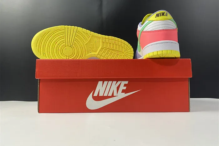 Dunk Low SE