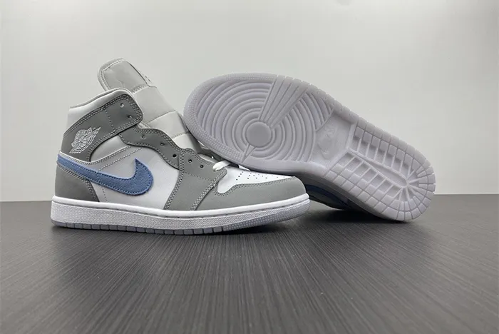 JORDAN 1 MID WOLF GREY ALUMINIUM BQ6472-105