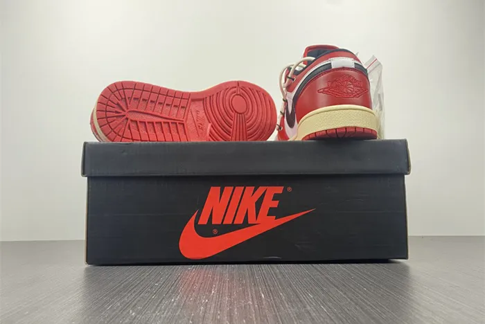 Air Jordan 1 Low White Gym Red University 553558-118