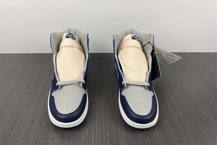 Air Jordan 1 High