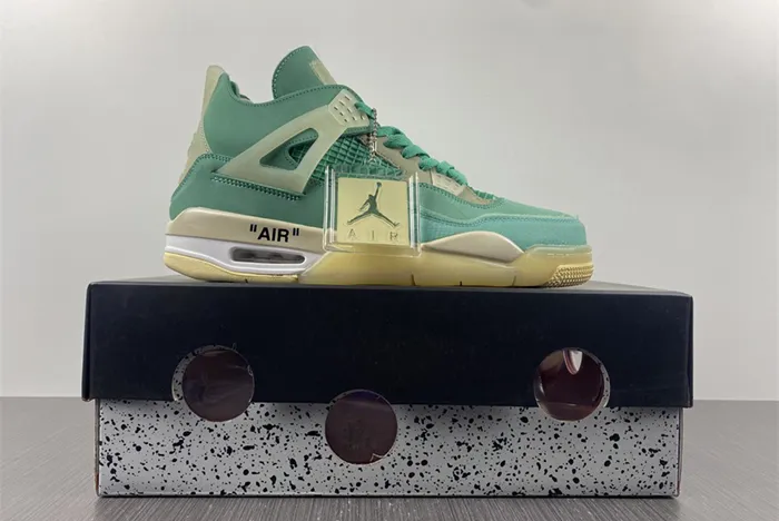 off-white x air jordan 4 sail neptune/T*f*ny green cv9388-102