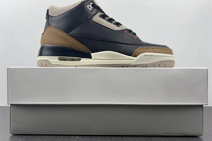AIR JORDAN 3 RETRO