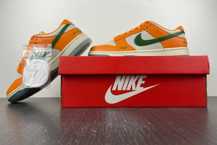 SB Dunk Low