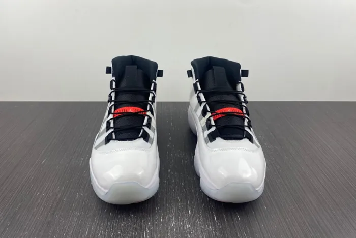 Air Jordan 11 Adapt
