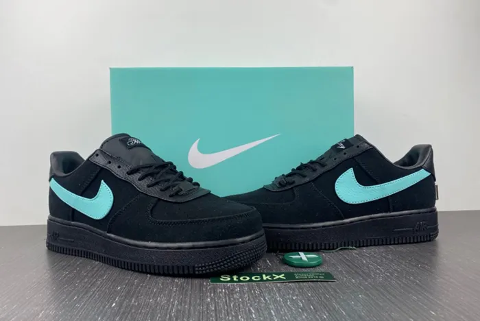 T*f*ny & co. x nike air force 1 low dz1382-001