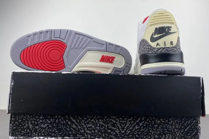 Air Jordan 3 Retro Reimagined Summit White/Fire Red-Black DN3707-100