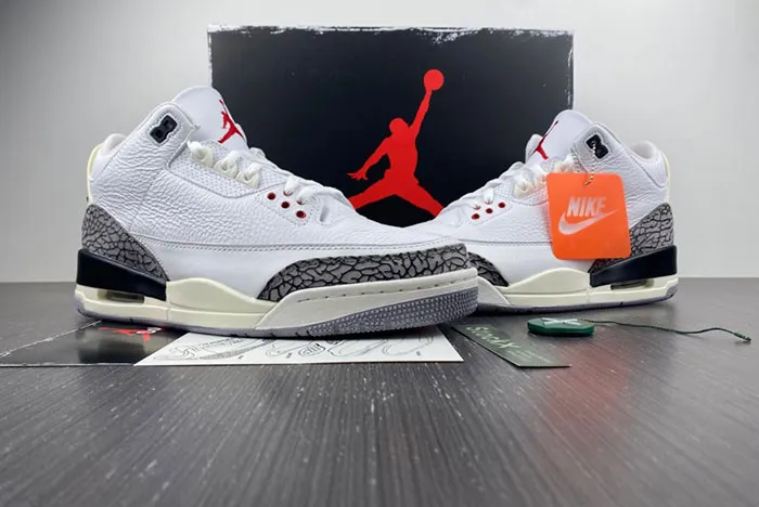 Air Jordan 3 Retro Reimagined Summit White/Fire Red-Black DN3707-100