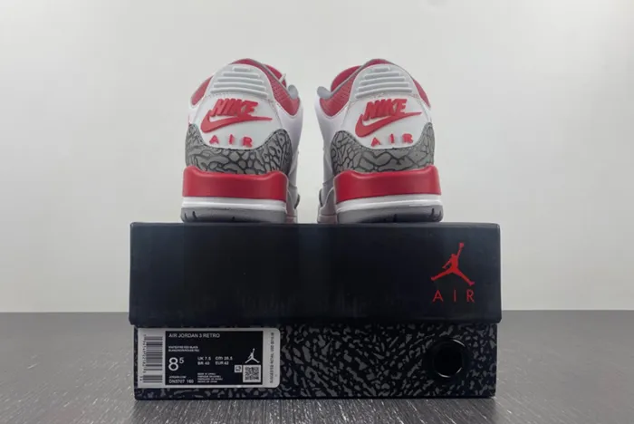 Air Jordan 3 DN3707-160