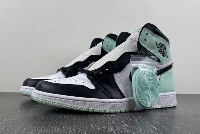 NIKE AIR JORDAN 1 RETRO HIGH OG NRG