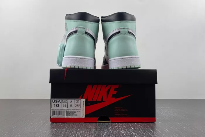 NIKE AIR JORDAN 1 RETRO HIGH OG NRG