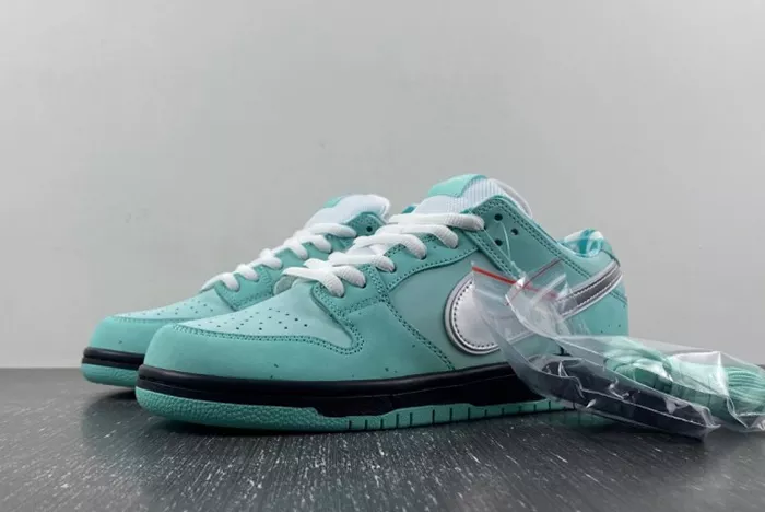 concepts x T*f*ny co. x nike sb dunk low bv1310-402