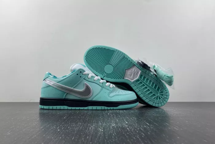 concepts x T*f*ny co. x nike sb dunk low bv1310-402