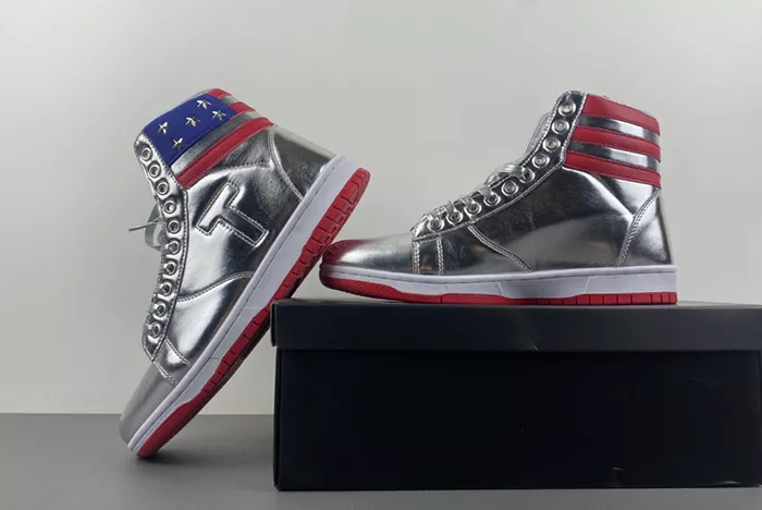 DONALD TRUMP NEVER SURRENDER Silver Color