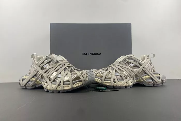 Ba*len*cia*ga phantom sneaker 778698 w3xll 9191 i8