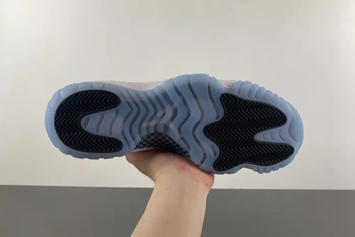 Air Jordan 11 legend Blue CT8012-104